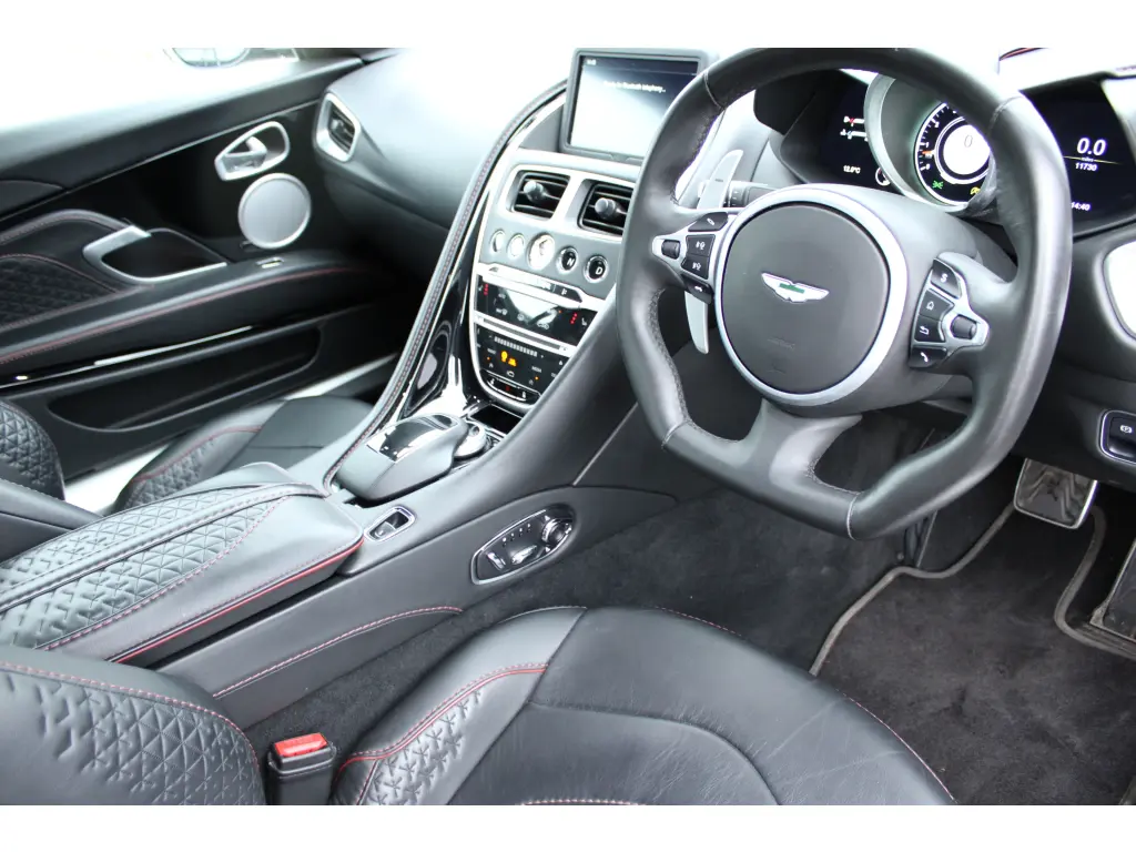 2020 DBS Superleggera Coupe thumbnail vehicle image 2