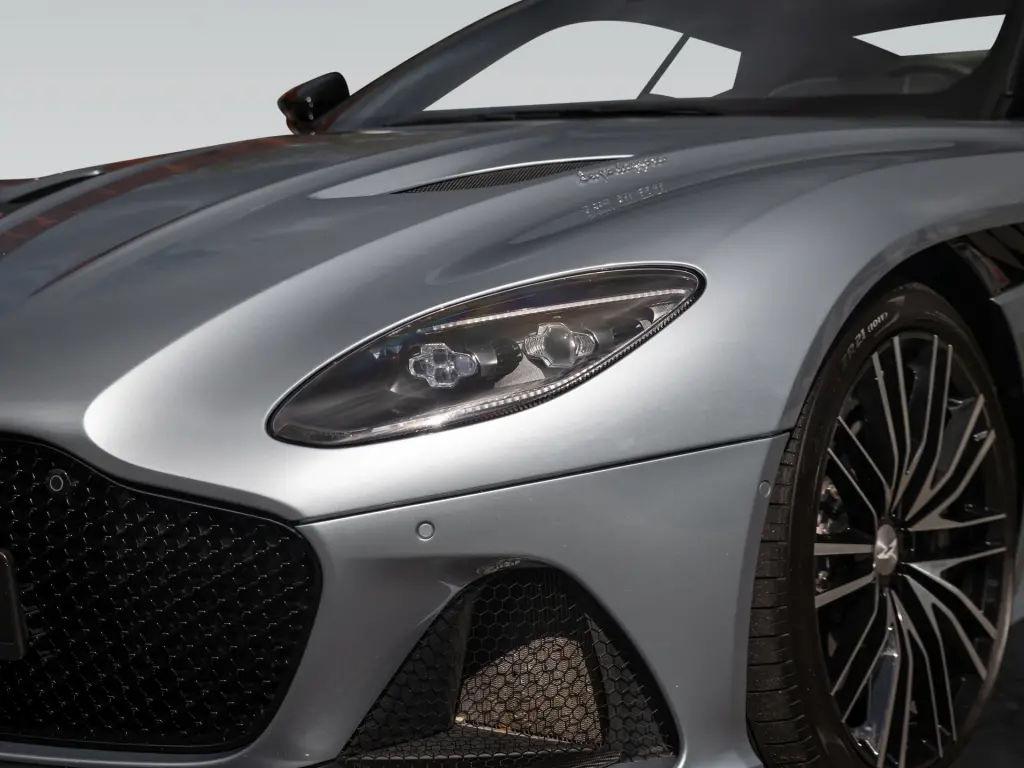2020 DBS Superleggera Coupe thumbnail vehicle image 3