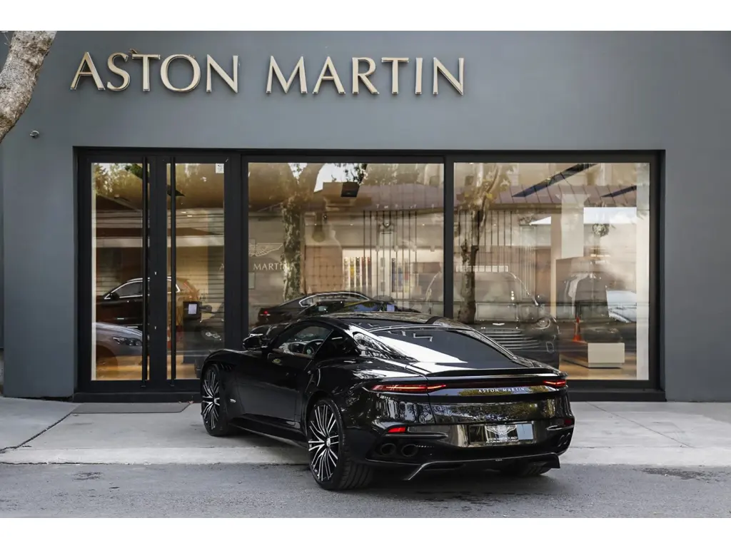 2020 DBS Superleggera Coupe thumbnail vehicle image 1