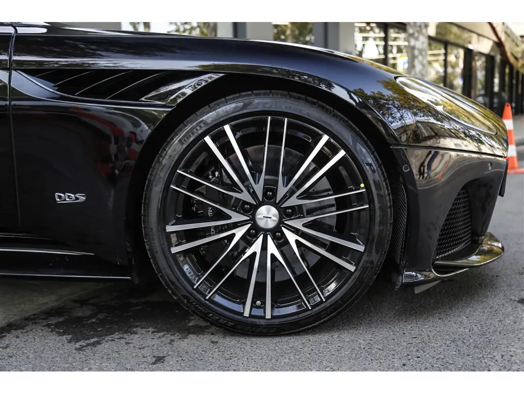 2020 DBS Superleggera Coupe thumbnail vehicle image 3