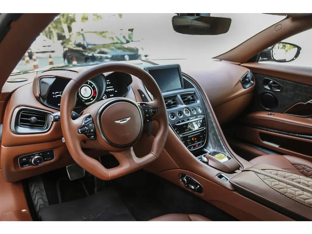 2020 DBS Superleggera Coupe thumbnail vehicle image 2