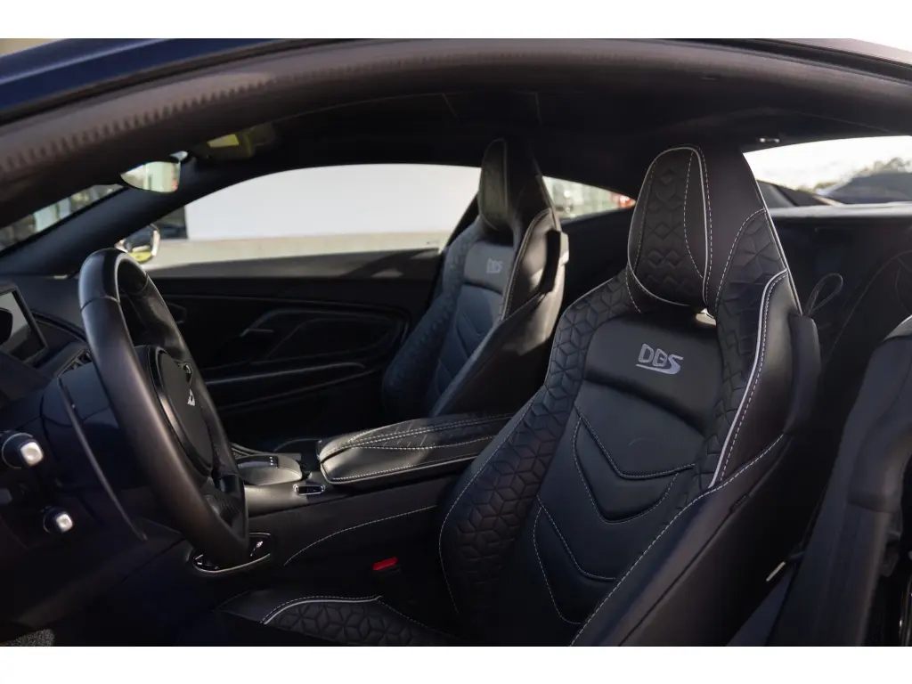 2020 DBS Superleggera Coupe thumbnail vehicle image 2