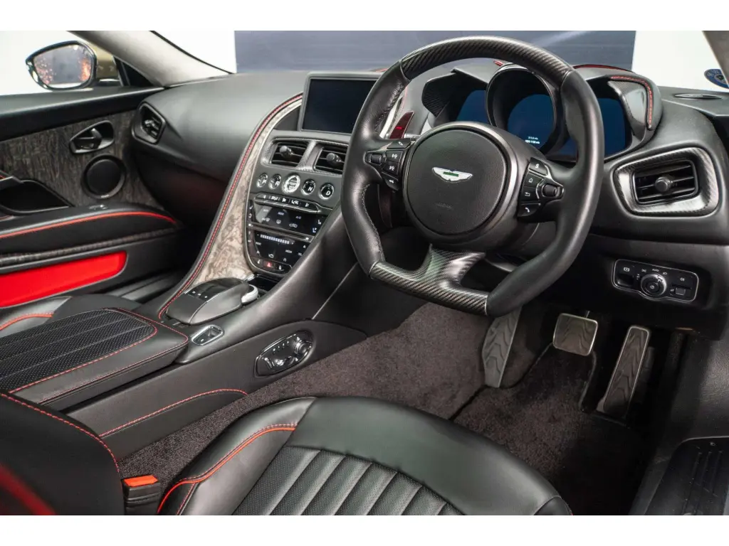 2020 DBS Superleggera OHMSS Edition Coupe thumbnail vehicle image 2