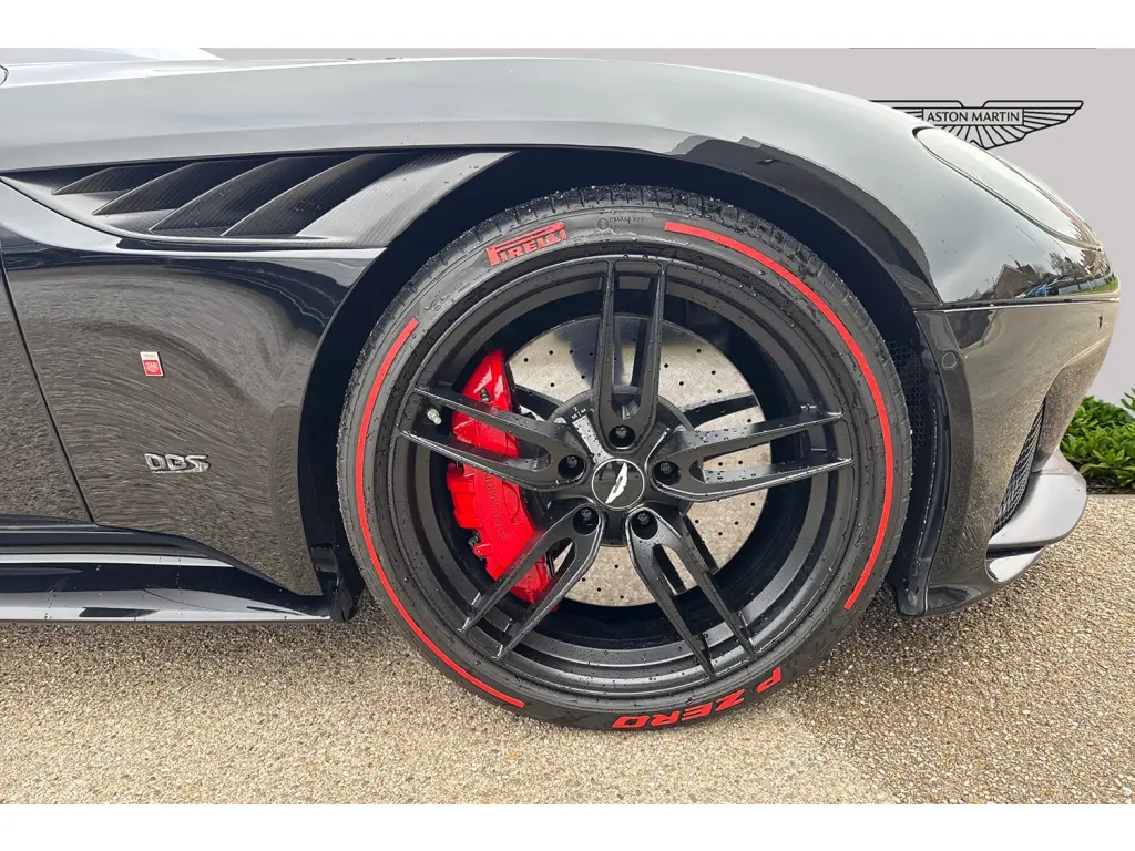 2019 DBS Superleggera Tag Heuer Edition Coupe thumbnail vehicle image 3