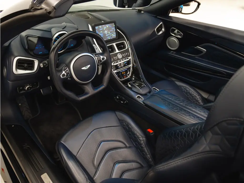 2018 DBS Superleggera Volante thumbnail vehicle image 2