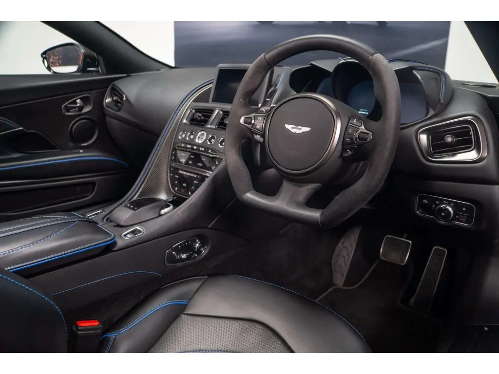 2020 DBS Superleggera Volante thumbnail vehicle image 2