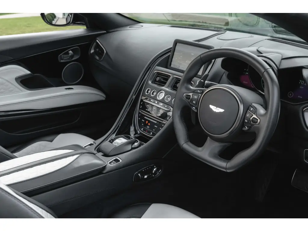 2020 DBS Superleggera Volante thumbnail vehicle image 2