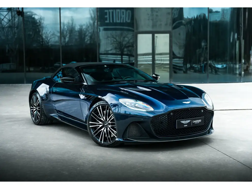 2020 DBS Superleggera Volante main vehicle image