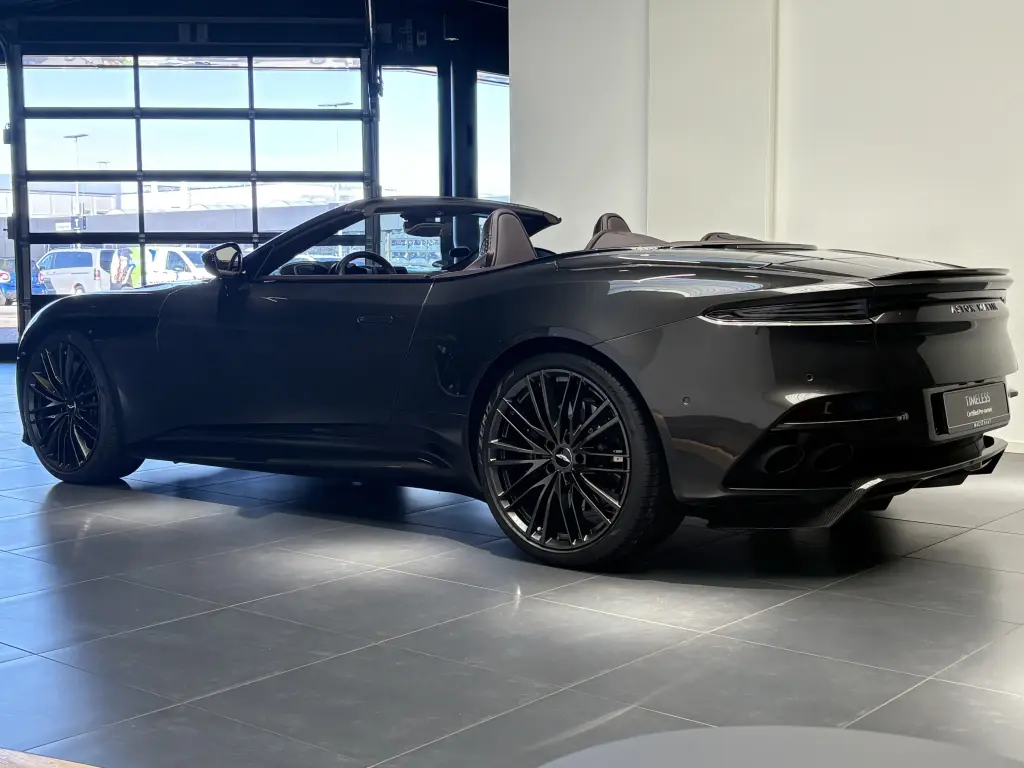 2020 DBS Superleggera Volante thumbnail vehicle image 1