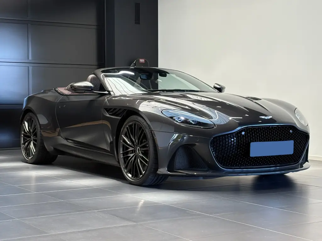2020 DBS Superleggera Volante vehicle image