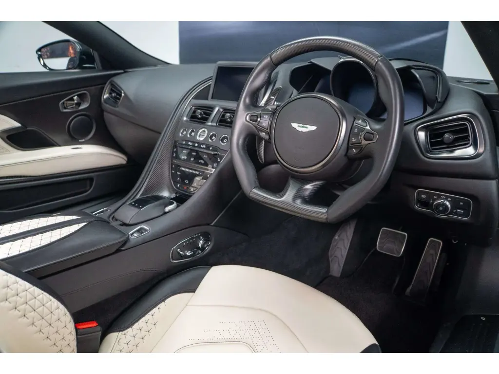 2021 DBS Superleggera Volante thumbnail vehicle image 2