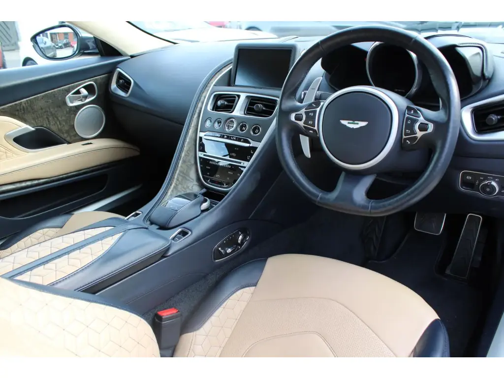 2021 DBS Superleggera Volante thumbnail vehicle image 2