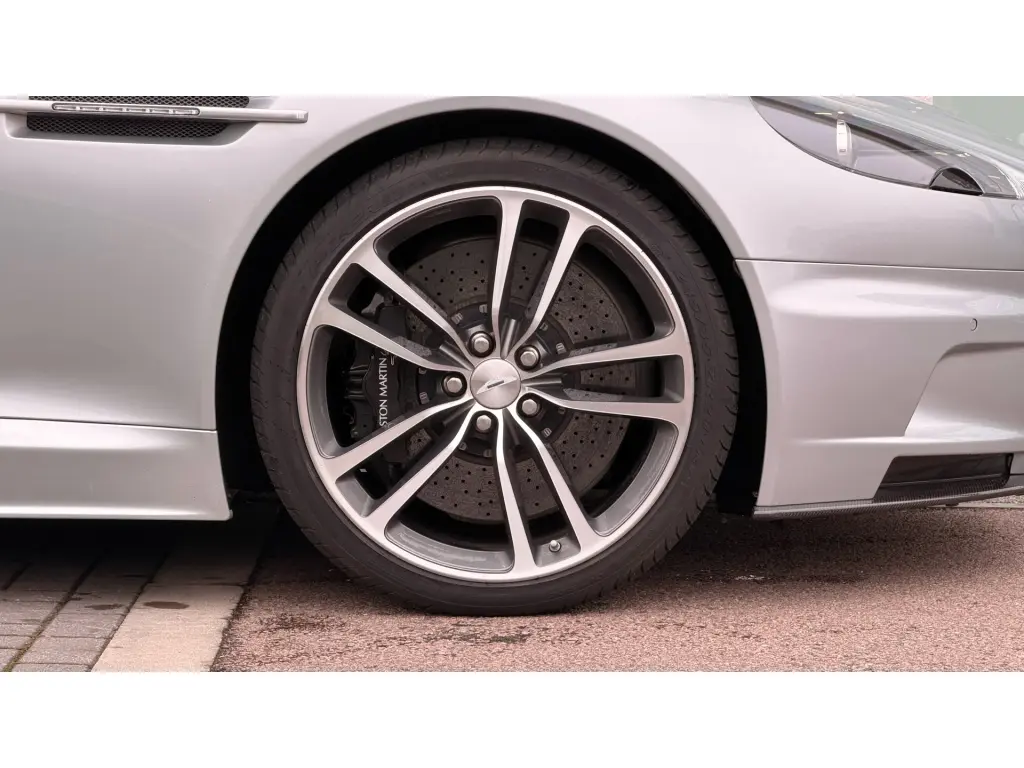 2010 DBS V12 Coupe thumbnail vehicle image 3