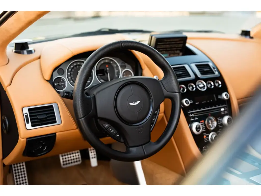 2011 DBS V12 Volante thumbnail vehicle image 2