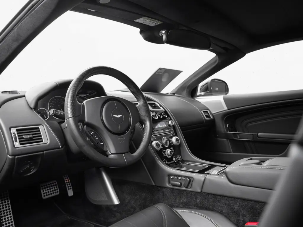 2011 DBS V12 Volante thumbnail vehicle image 2