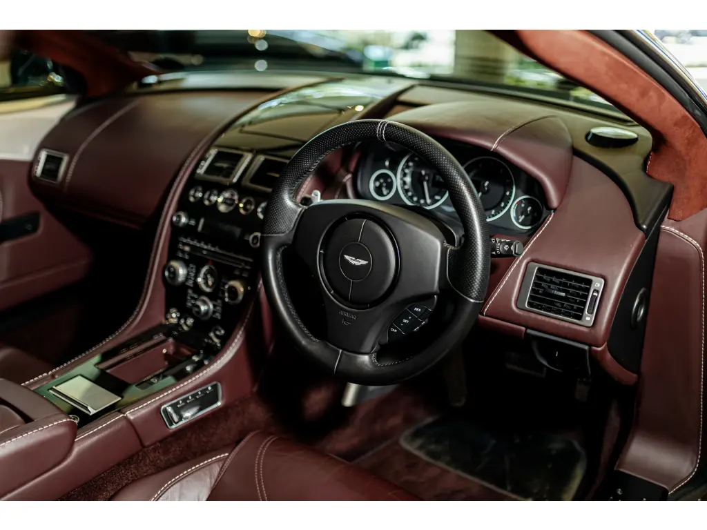 2012 DBS V12 Volante thumbnail vehicle image 2