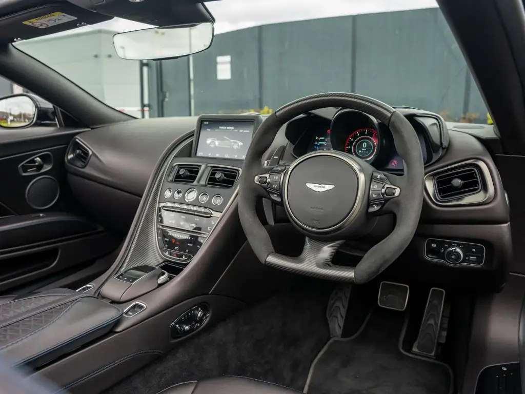 2022 DBS Volante thumbnail vehicle image 2