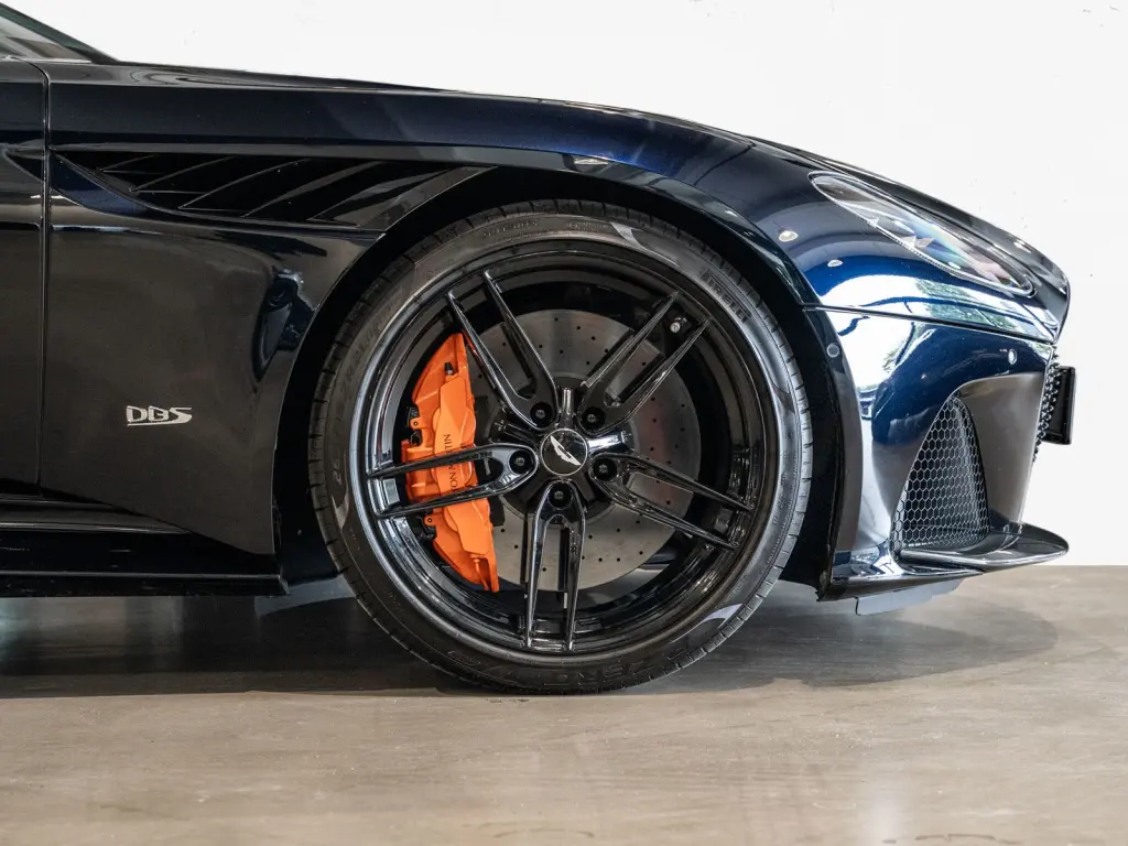 2023 DBS Volante thumbnail vehicle image 3