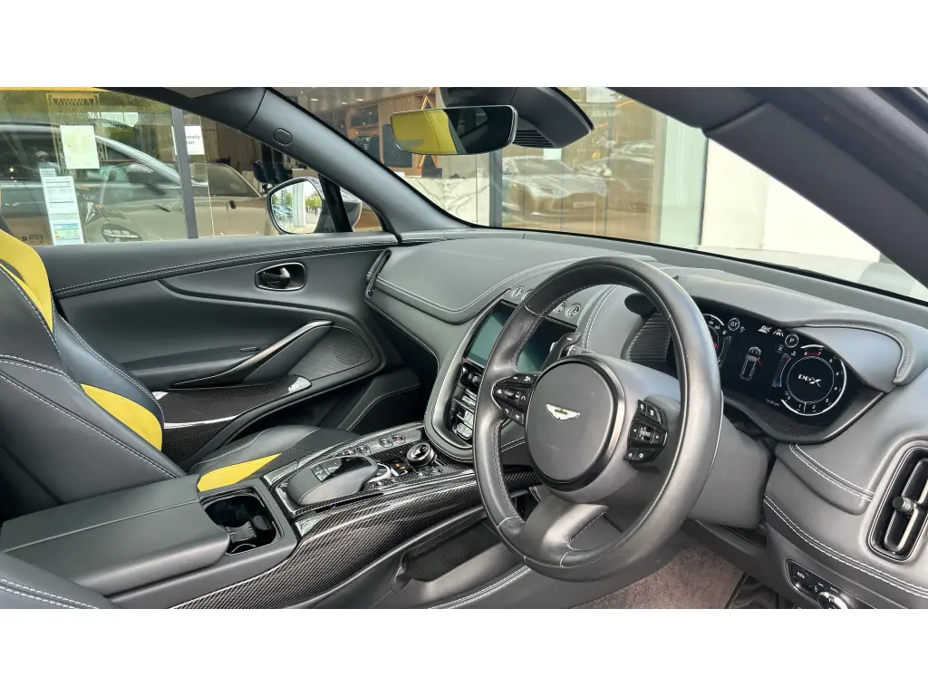 2023 DBX 707 SUV thumbnail vehicle image 2