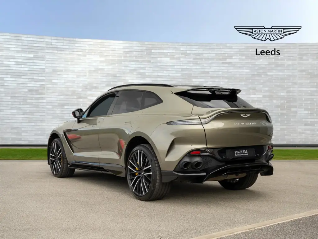 2023 DBX 707 SUV thumbnail vehicle image 1