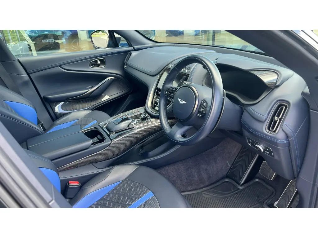 2023 DBX 707 SUV thumbnail vehicle image 2