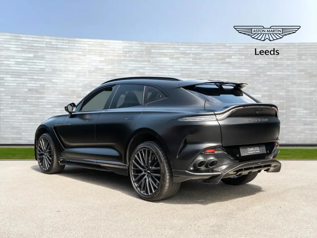 2023 DBX 707 SUV thumbnail vehicle image 1
