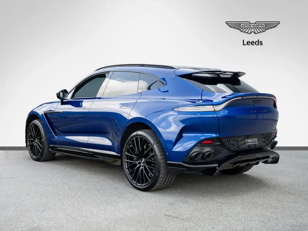 2023 DBX 707 SUV thumbnail vehicle image 1