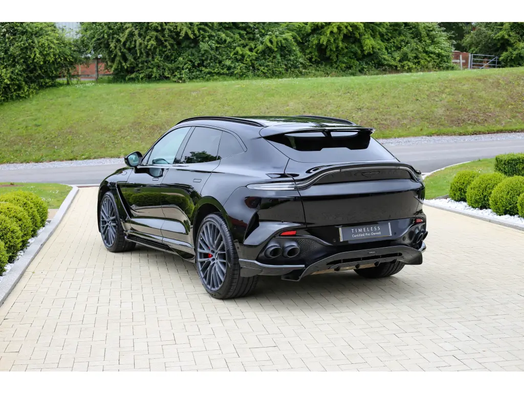 2023 DBX 707 SUV thumbnail vehicle image 1
