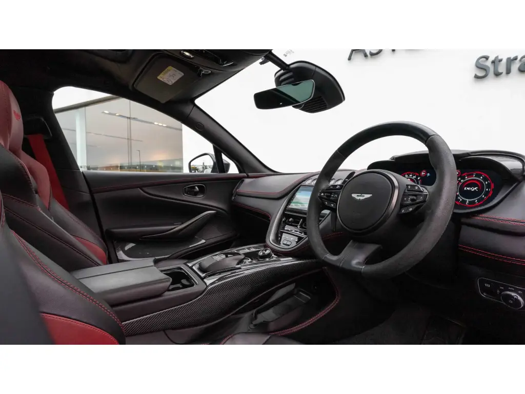 2023 DBX 707 SUV thumbnail vehicle image 2