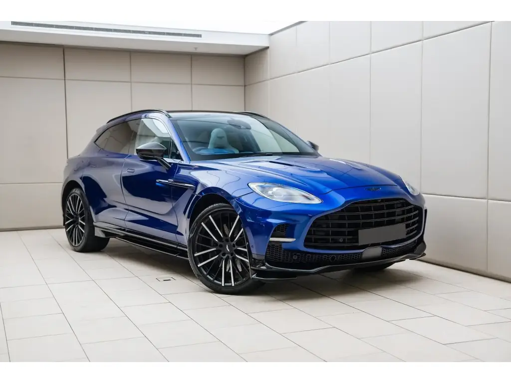 2023 DBX 707 SUV main vehicle image