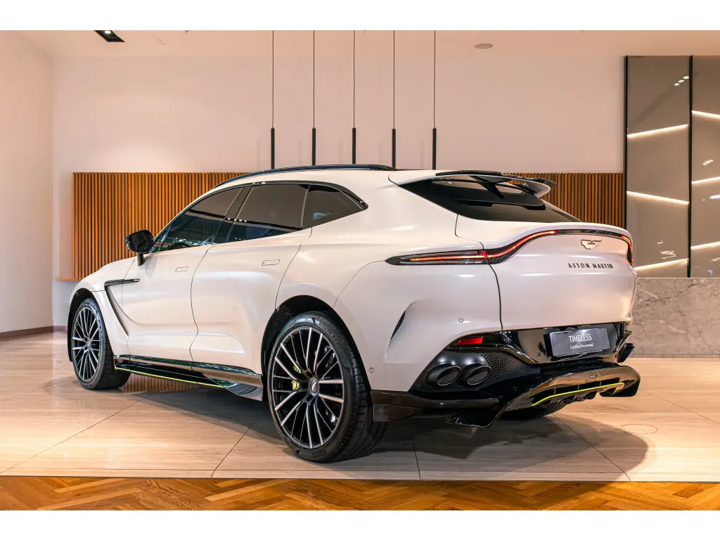 2023 DBX 707 SUV thumbnail vehicle image 1