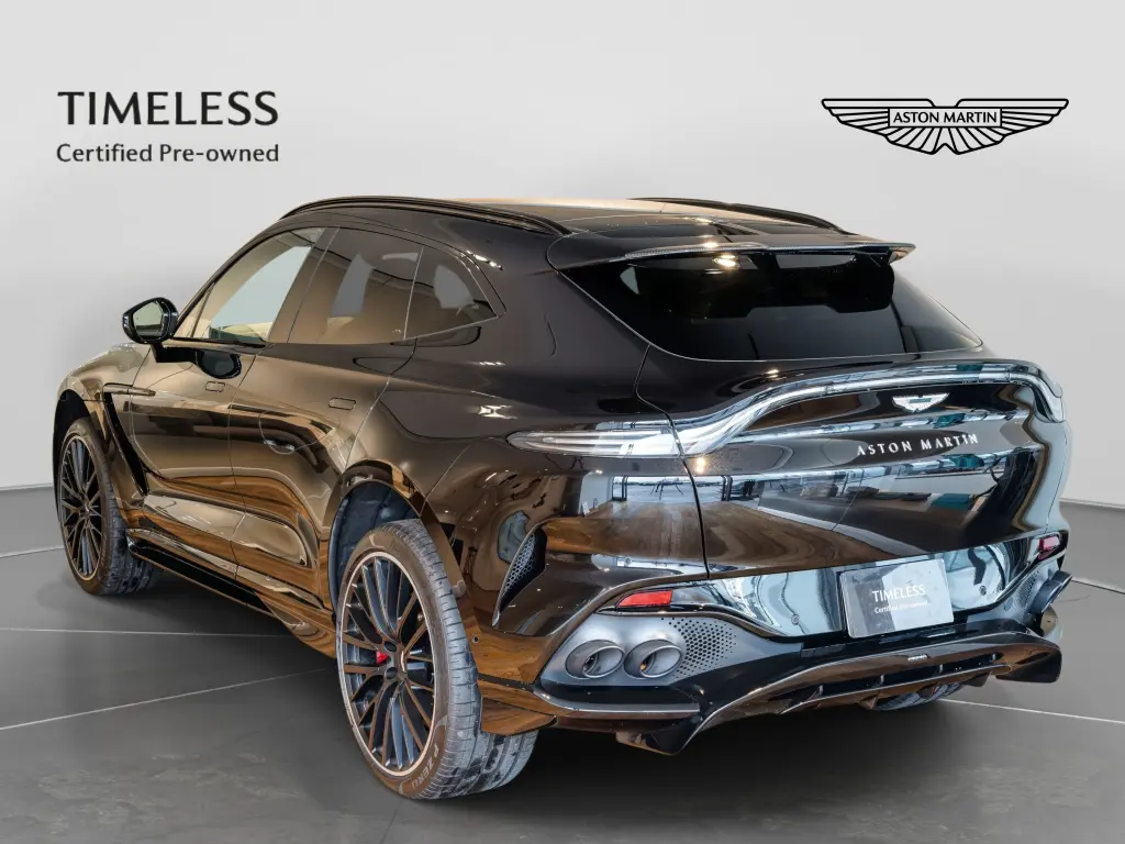 2023 DBX 707 SUV thumbnail vehicle image 1