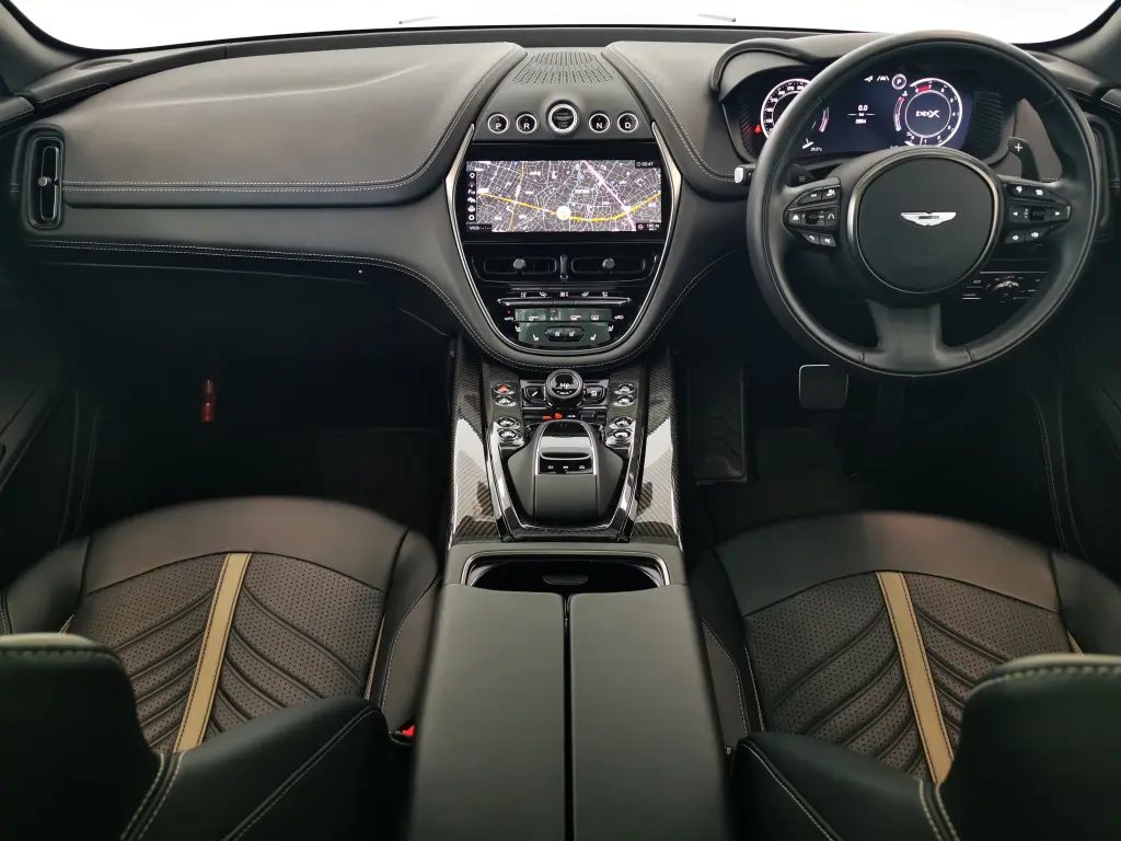 2023 DBX 707 SUV thumbnail vehicle image 2