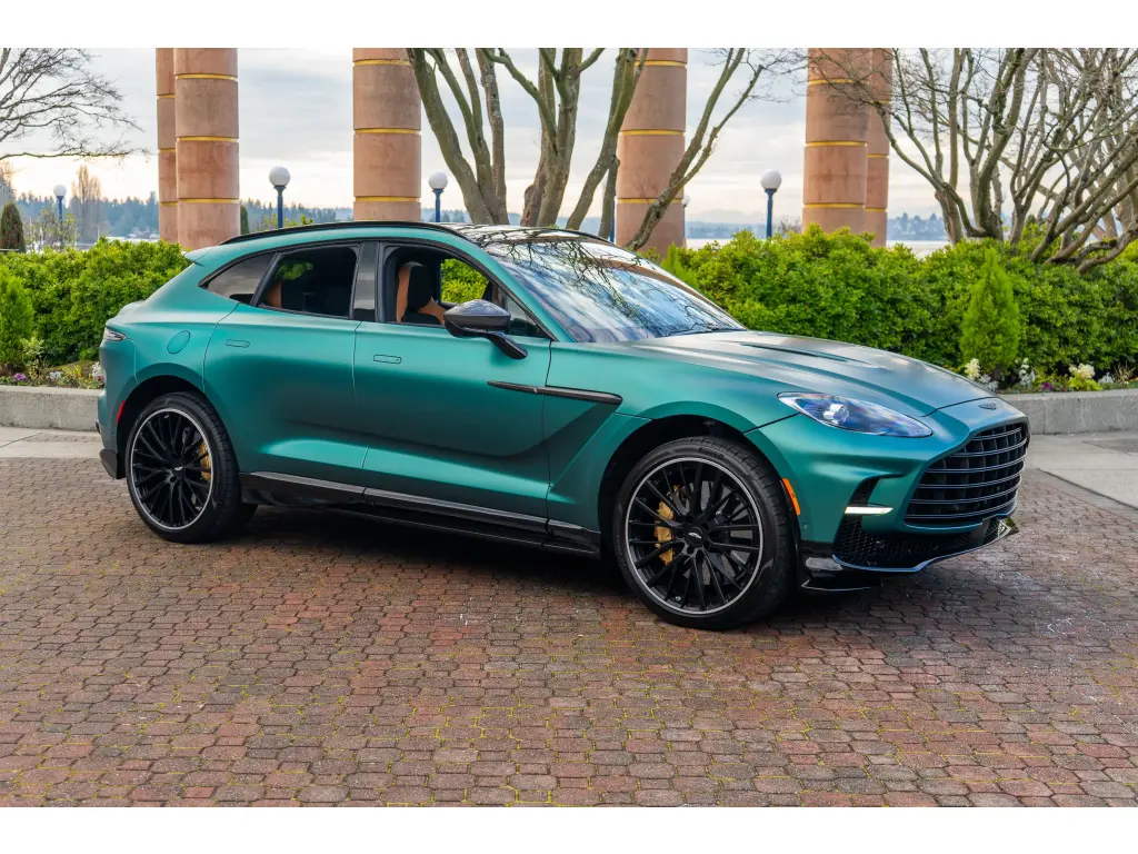 2023 DBX 707 SUV main vehicle image