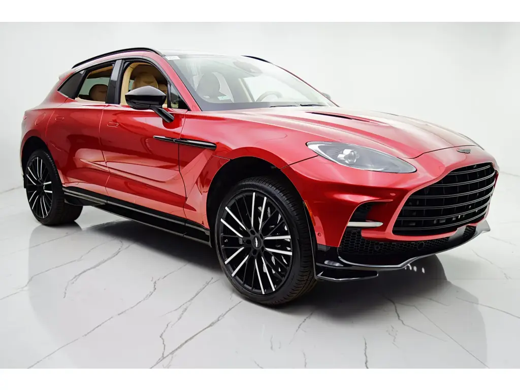 2023 DBX 707 SUV main vehicle image