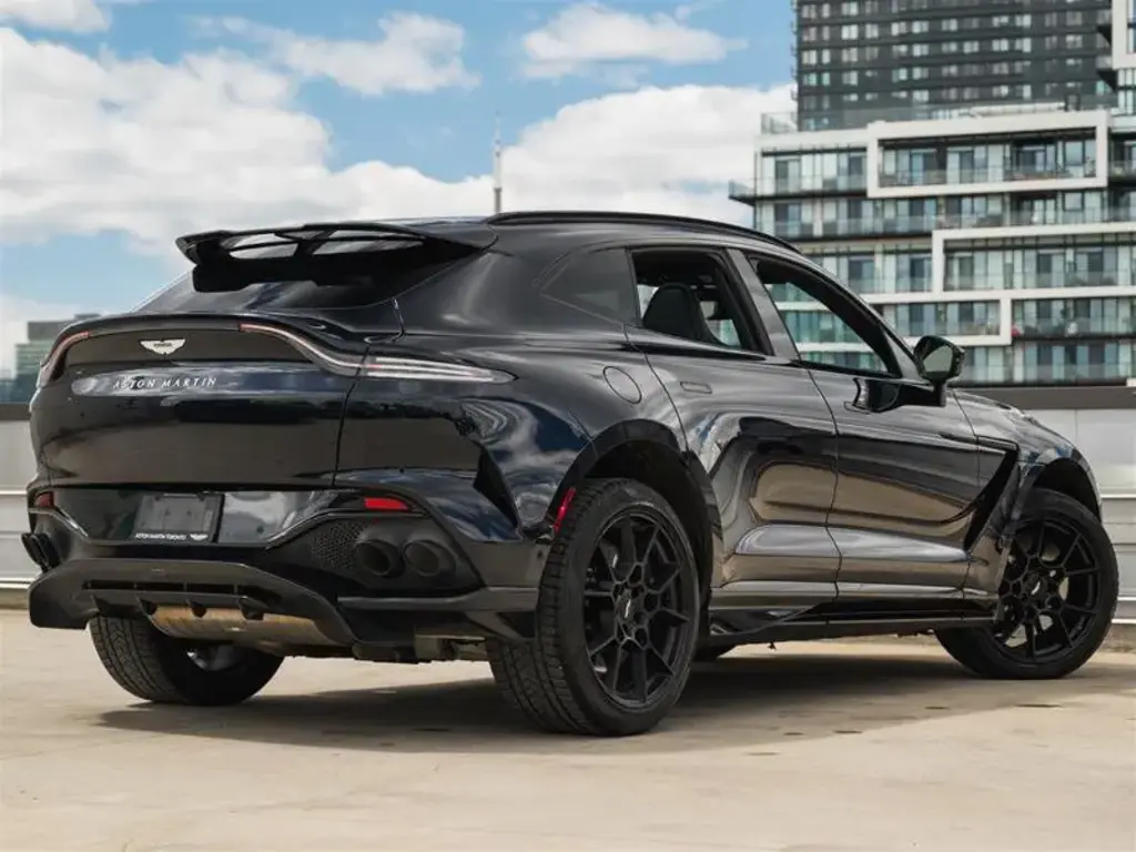 2023 DBX 707 SUV thumbnail vehicle image 1