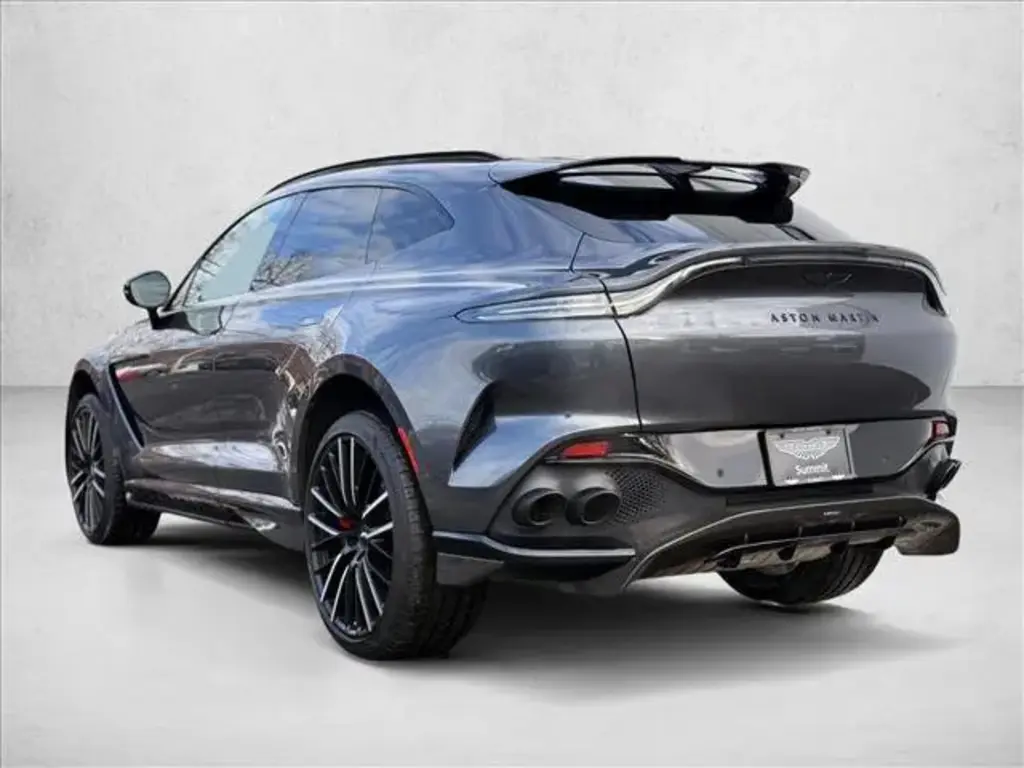 2023 DBX 707 SUV thumbnail vehicle image 1