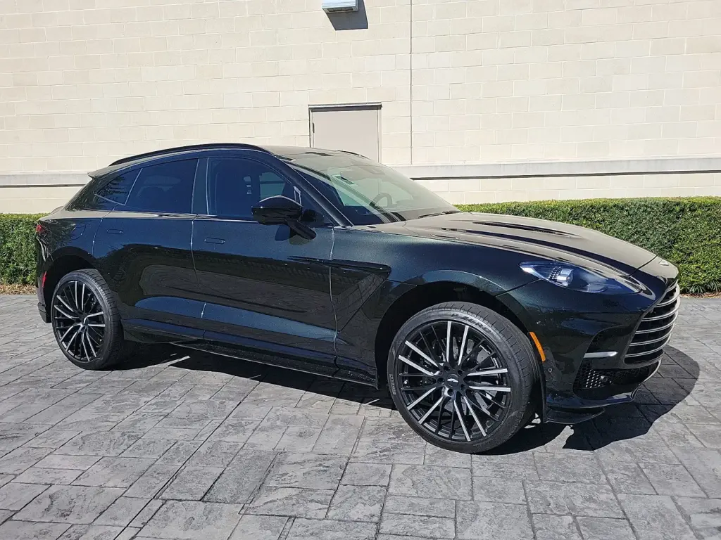2023 DBX 707 SUV main vehicle image