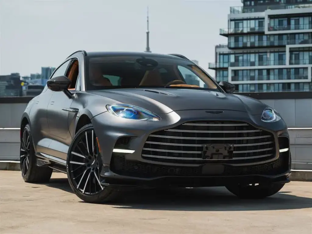 2023 DBX 707 SUV main vehicle image