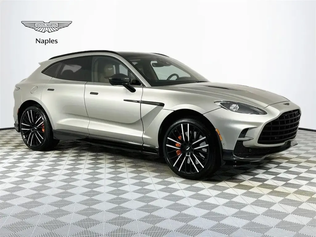 2023 Aston Martin DBX 707