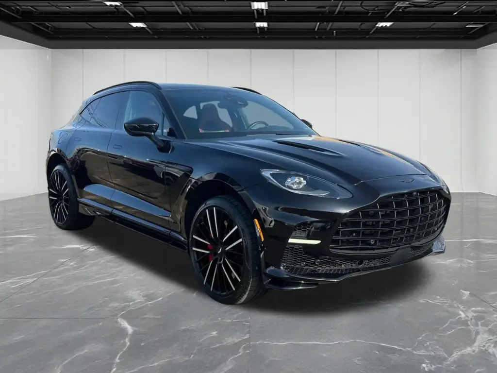 2023 DBX 707 SUV main vehicle image