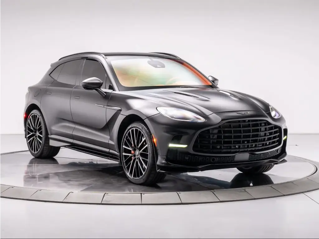 2023 DBX 707 SUV main vehicle image