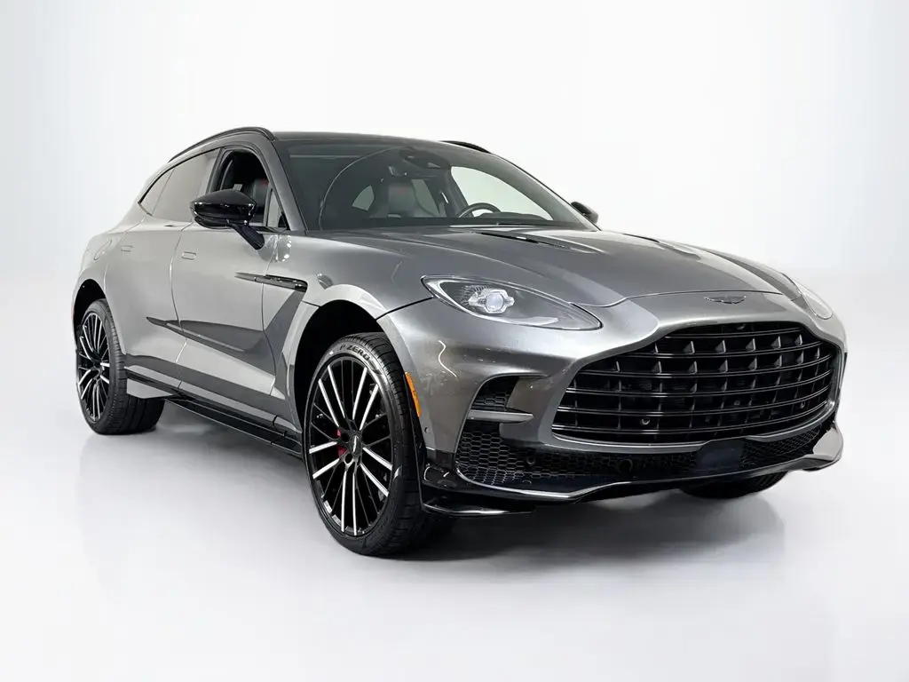 2023 DBX 707 SUV main vehicle image