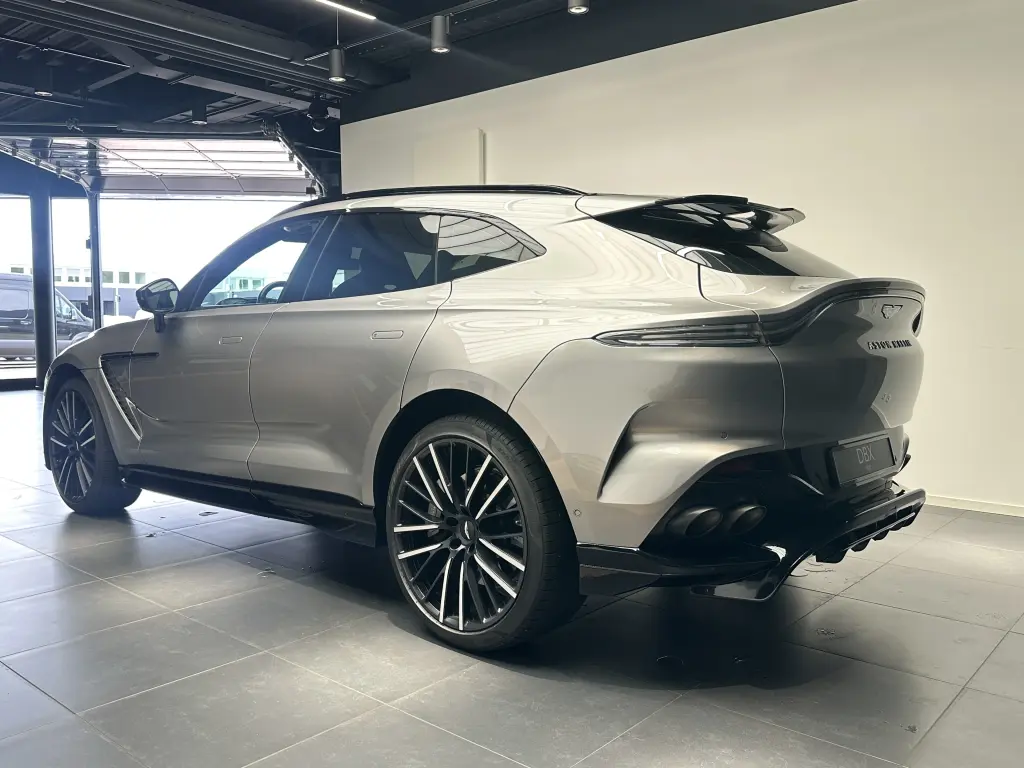 2023 DBX 707 SUV thumbnail vehicle image 1