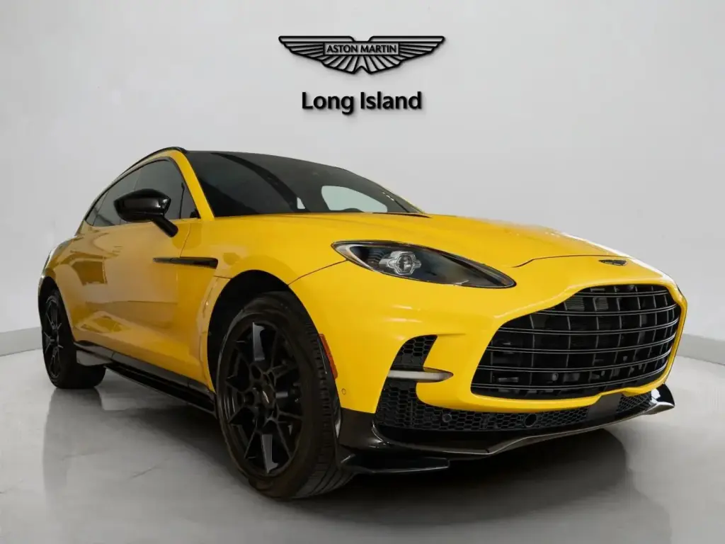 2023 DBX 707 SUV main vehicle image