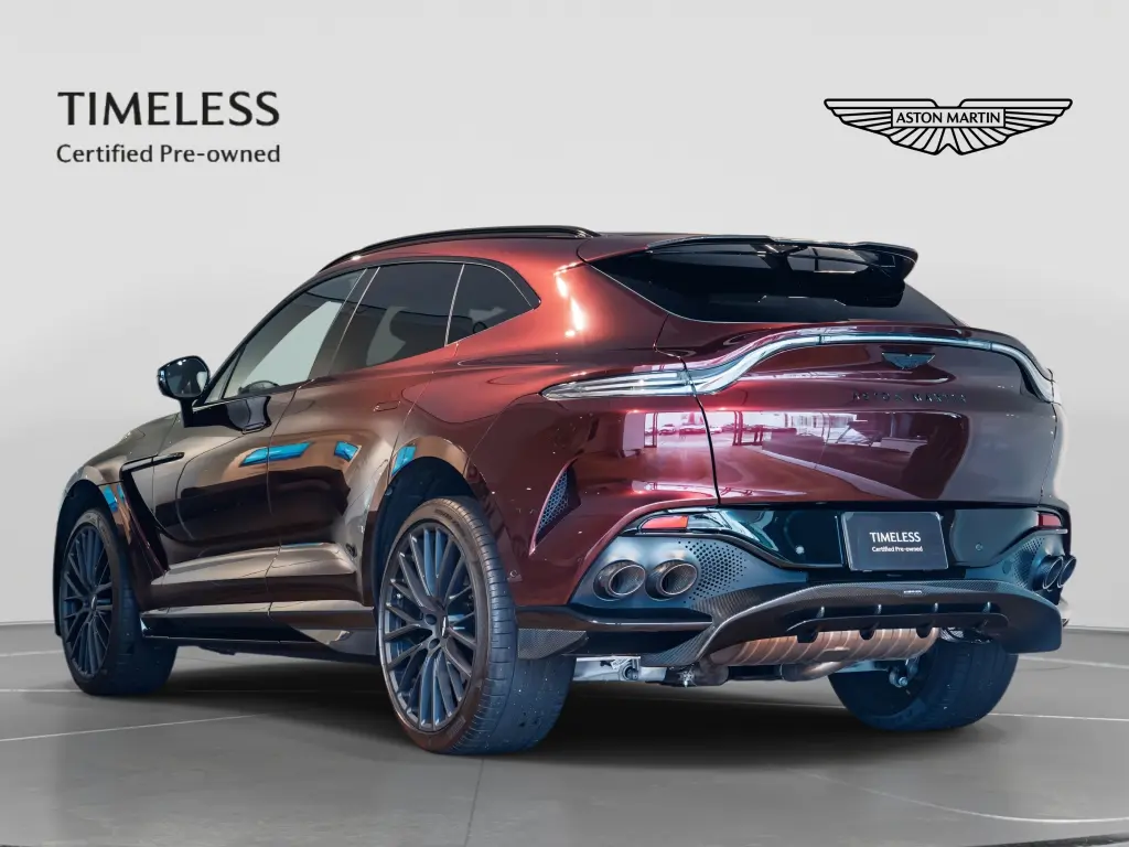 2023 DBX 707 SUV thumbnail vehicle image 1