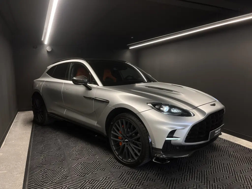 2023 DBX 707 SUV main vehicle image