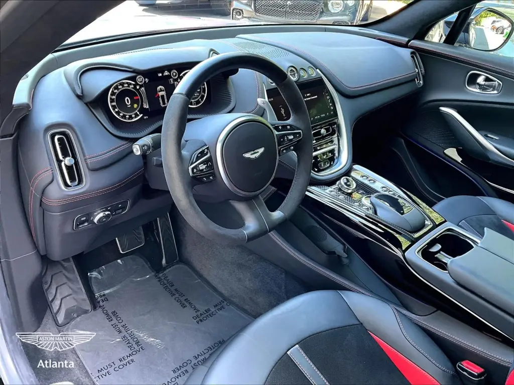 2023 DBX 707 SUV thumbnail vehicle image 2