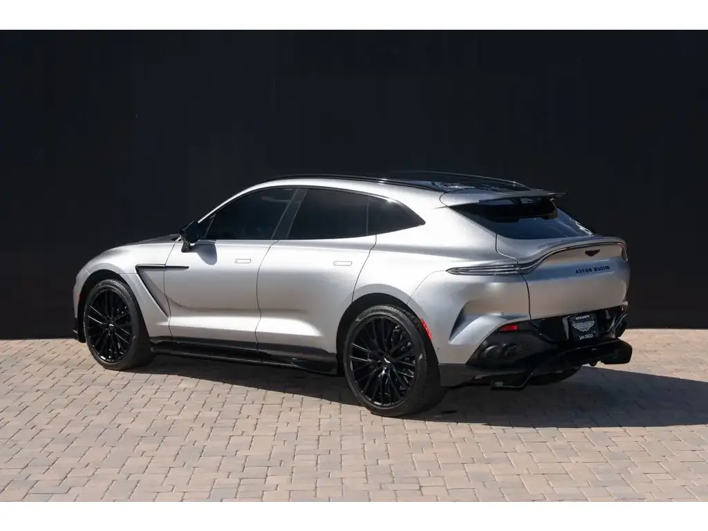 2023 DBX 707 SUV thumbnail vehicle image 1
