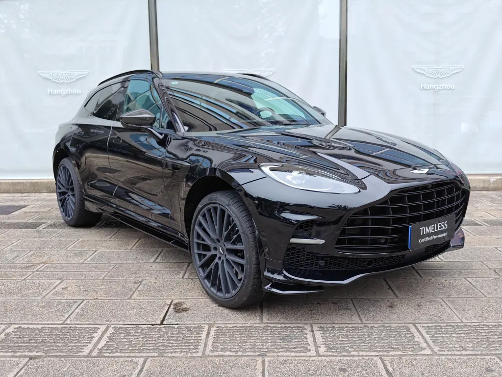 2023 DBX 707 SUV main vehicle image